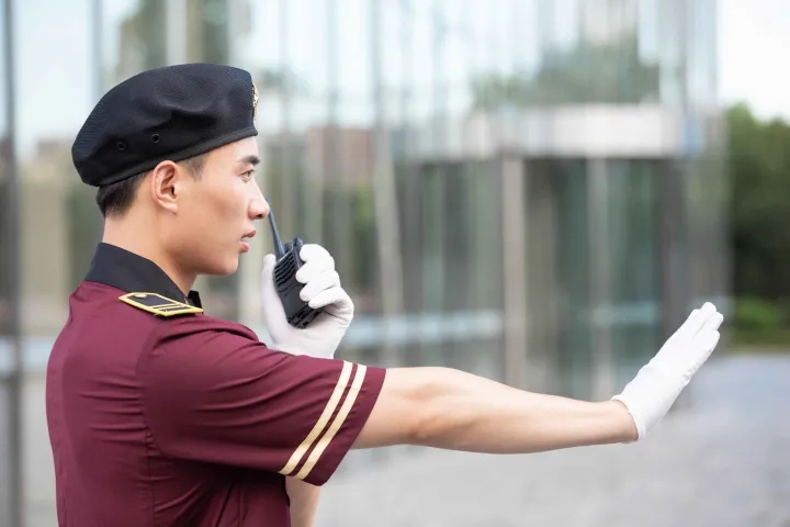 酒店服務(wù)行業(yè)如何選擇對講機？