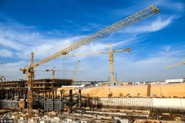 智慧工地?zé)o線自組網(wǎng)通信方案，如何推進(jìn)城鎮(zhèn)建設(shè)數(shù)字化轉(zhuǎn)型？